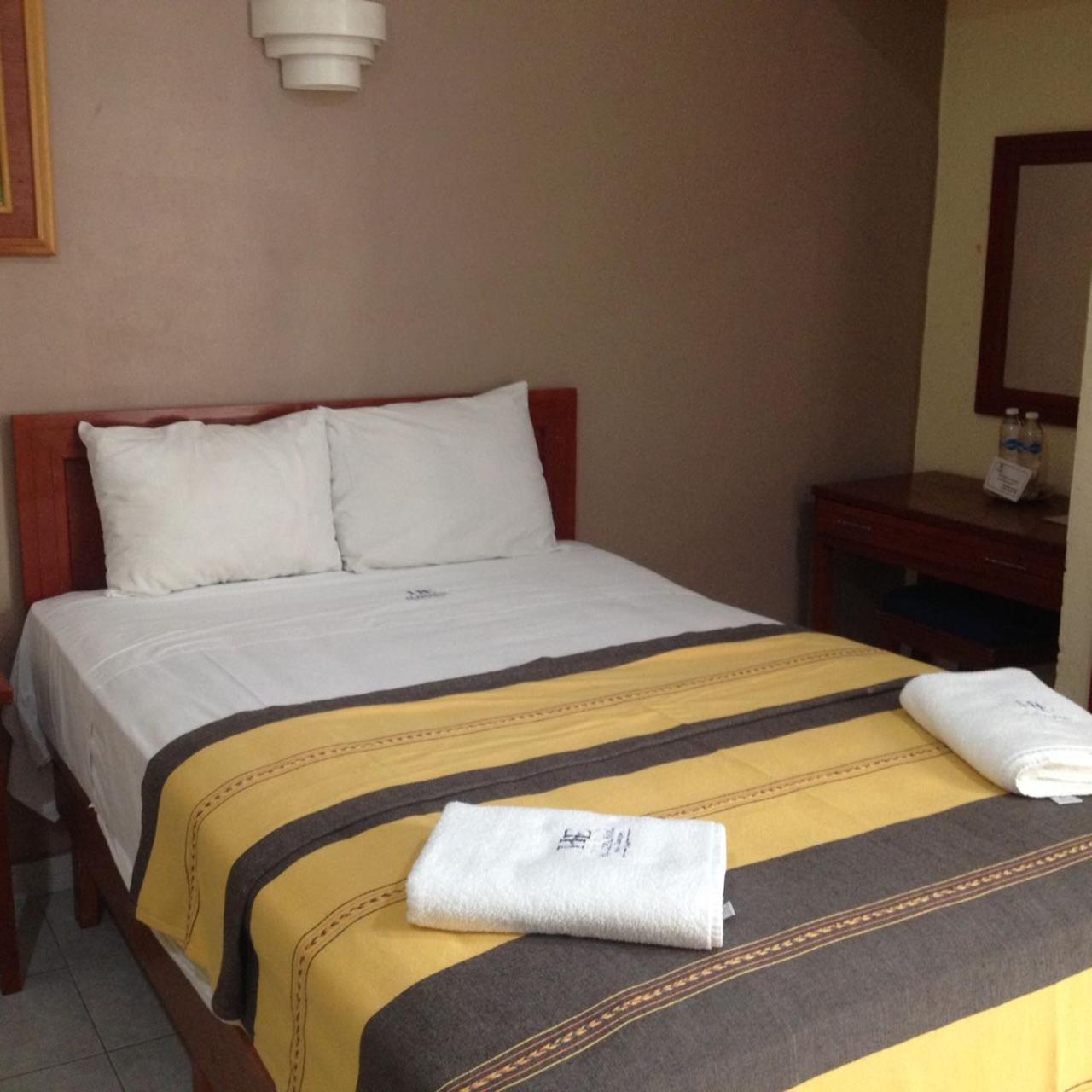 Hotel El Espanol Centro Historico Mérida Extérieur photo